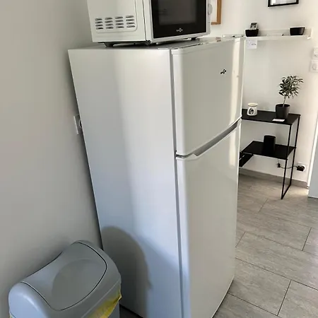 T2 Avec Terrasse Et Cour Appartement Cavaillon